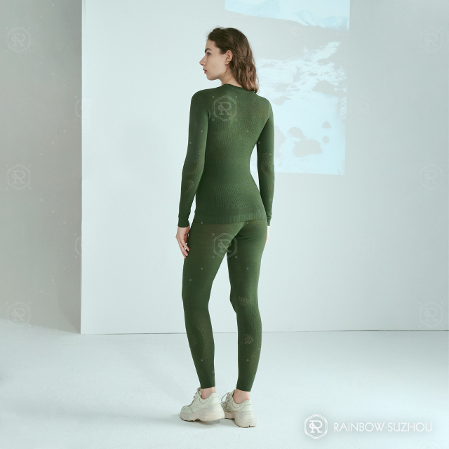 مجموعات تزلج من صوف ميرينو للسيدات طبقة أساسية غير ملحومة