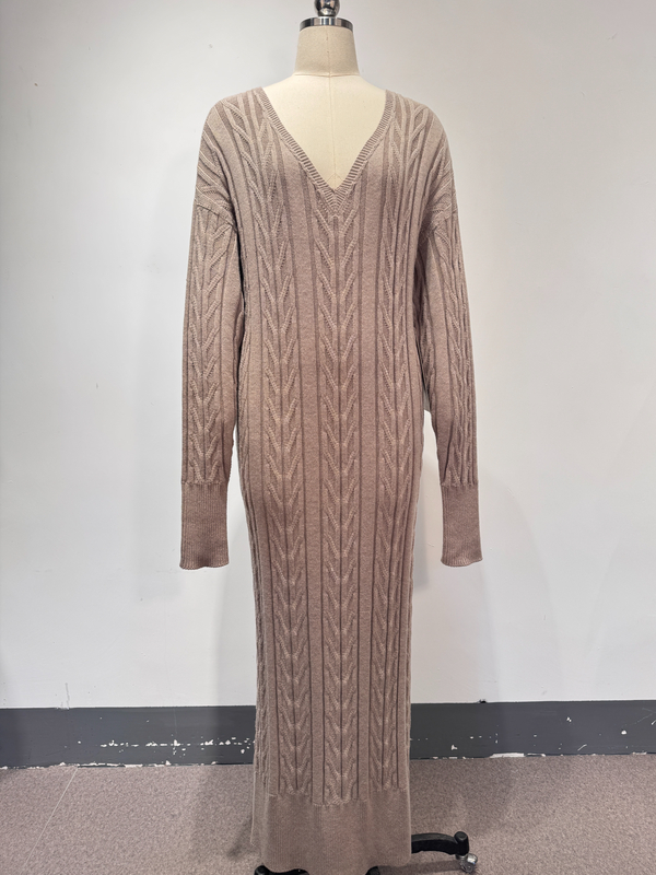 Nahtloses Strick-Maxikleid