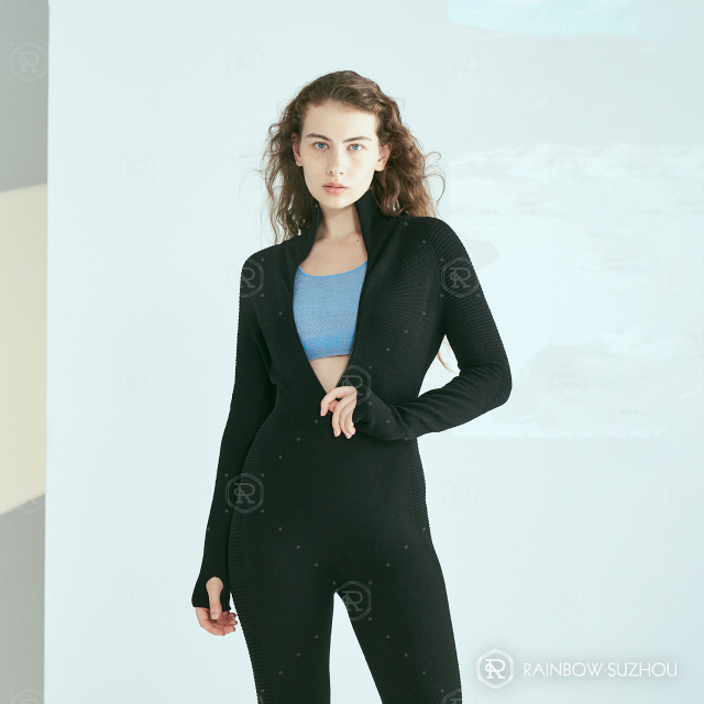 Combinaison de ski en laine m&eacute;rinos, couche de base sans couture
